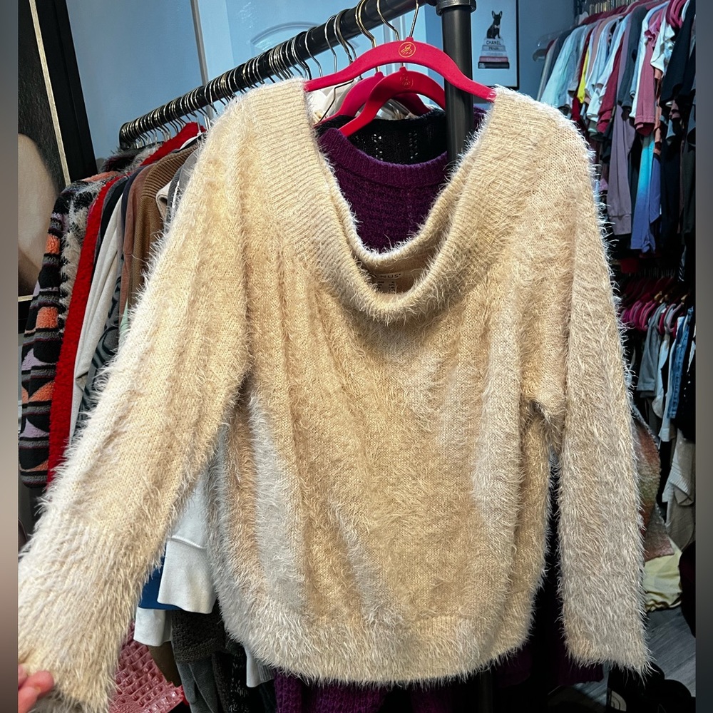Eyelash off shoulder sweater, XL